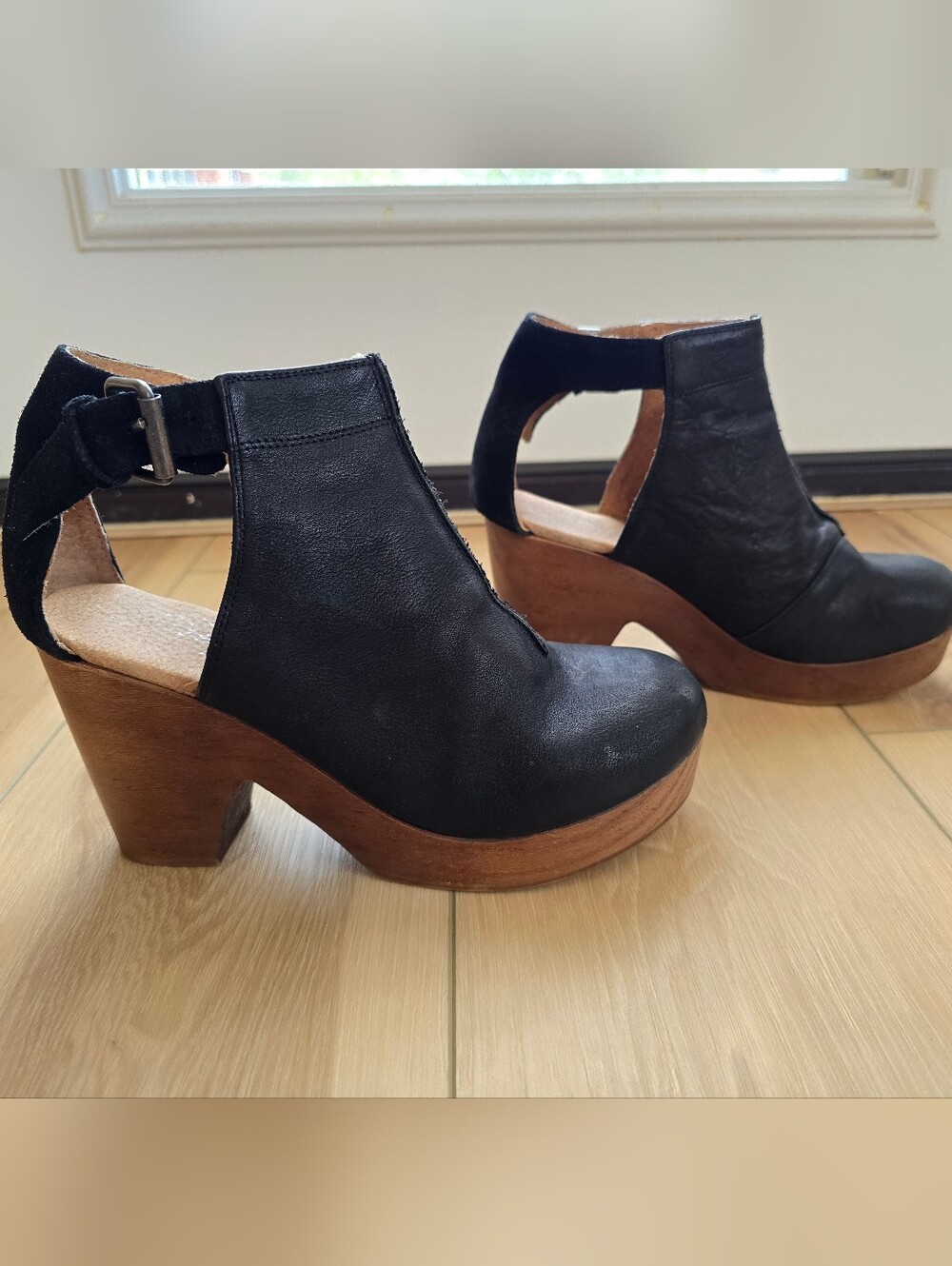 Free People Leather Cutout Wooden Platform Clogs Size 37